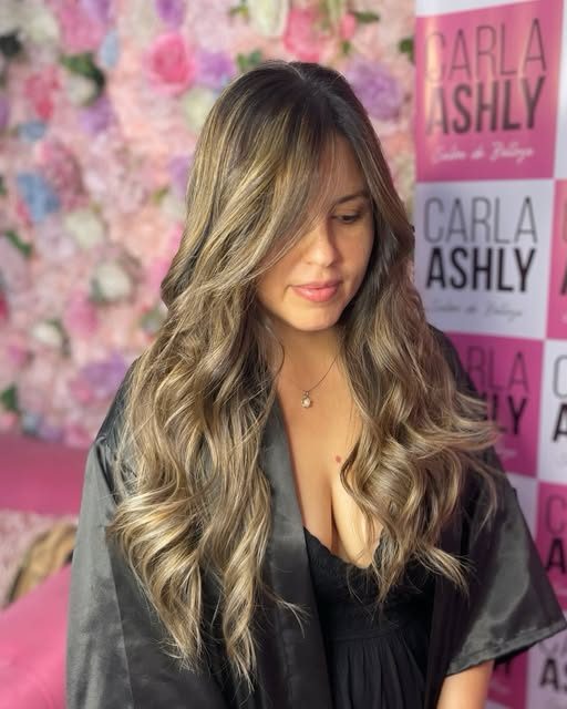 Corte y peinado con ondas